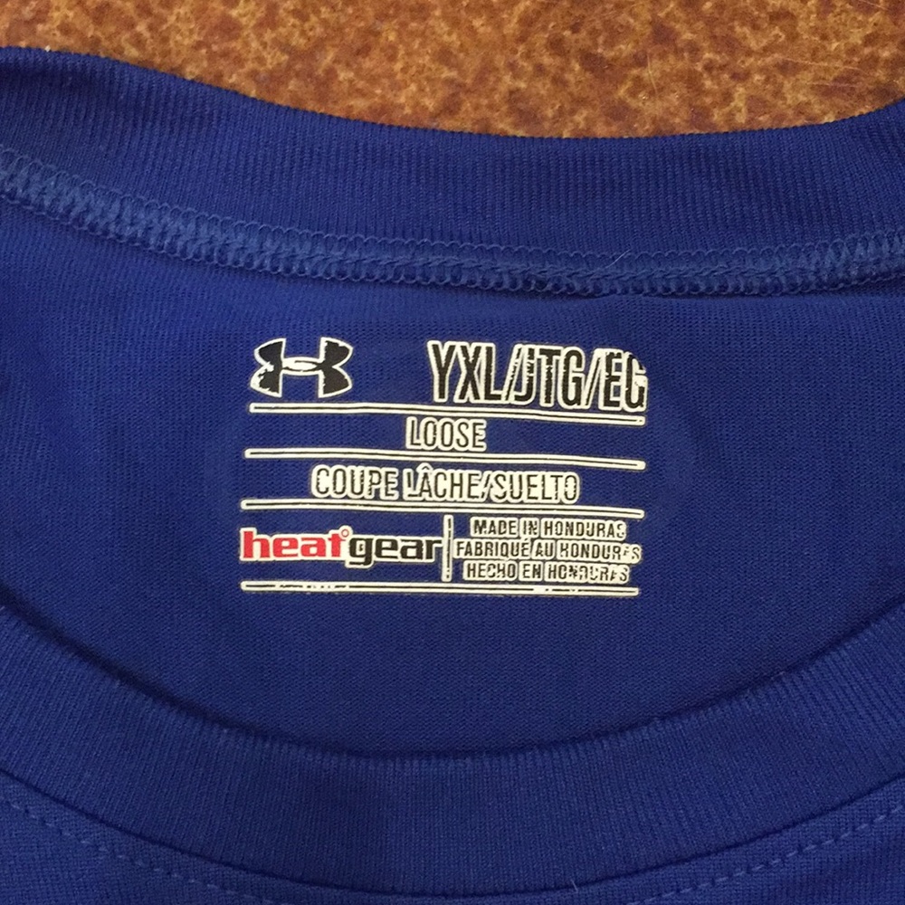 Under armour shirts! - Picture 3 of 8